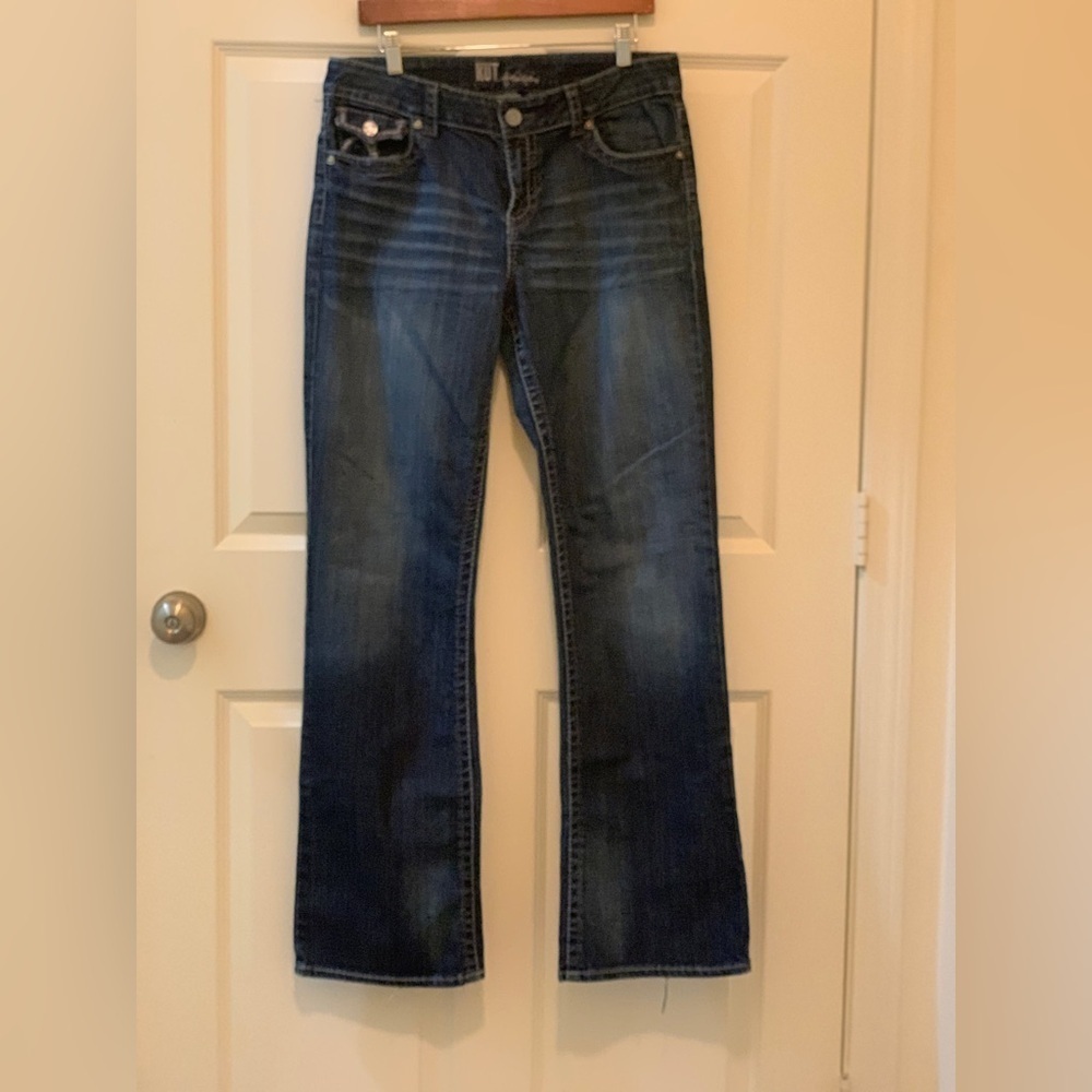 Kut from the Kloth Dark Blue Boot Cut Jeans. Size-12